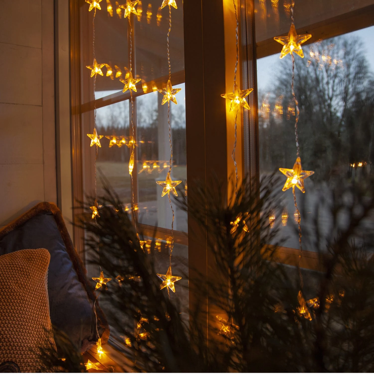 LED Lichtervorhang Sterne 30 Leuchtende Sterne 90x120cm In Transparent – Bild 3