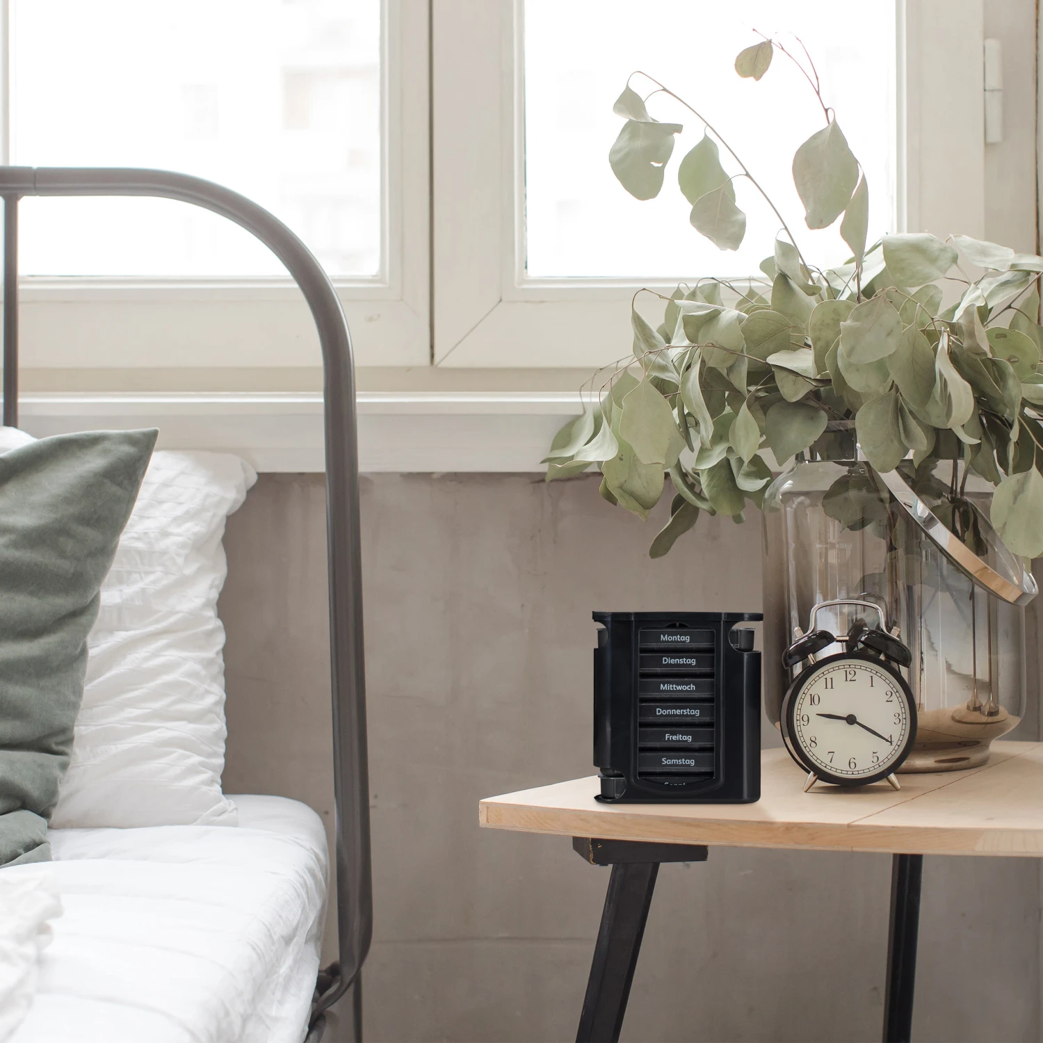 1x Pillendose In Schwarz – Bild 2