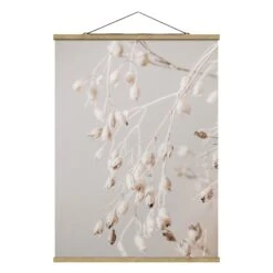 Stoffbild Mit Posterleisten - Hängende Trockenknospen In Creme-Beige
