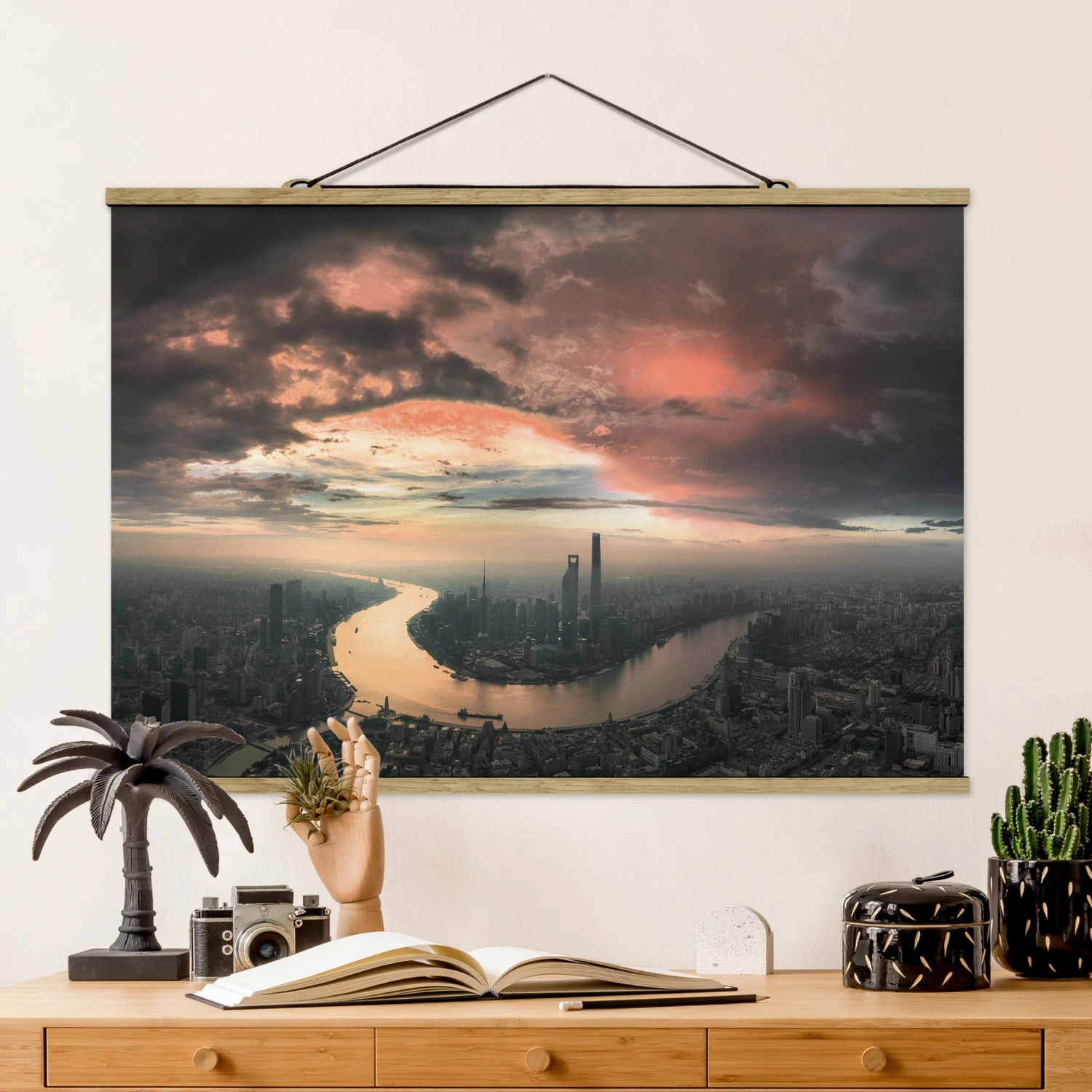 Stoffbild Mit Posterleisten - Shanghai Am Morgen In Orange – Bild 2