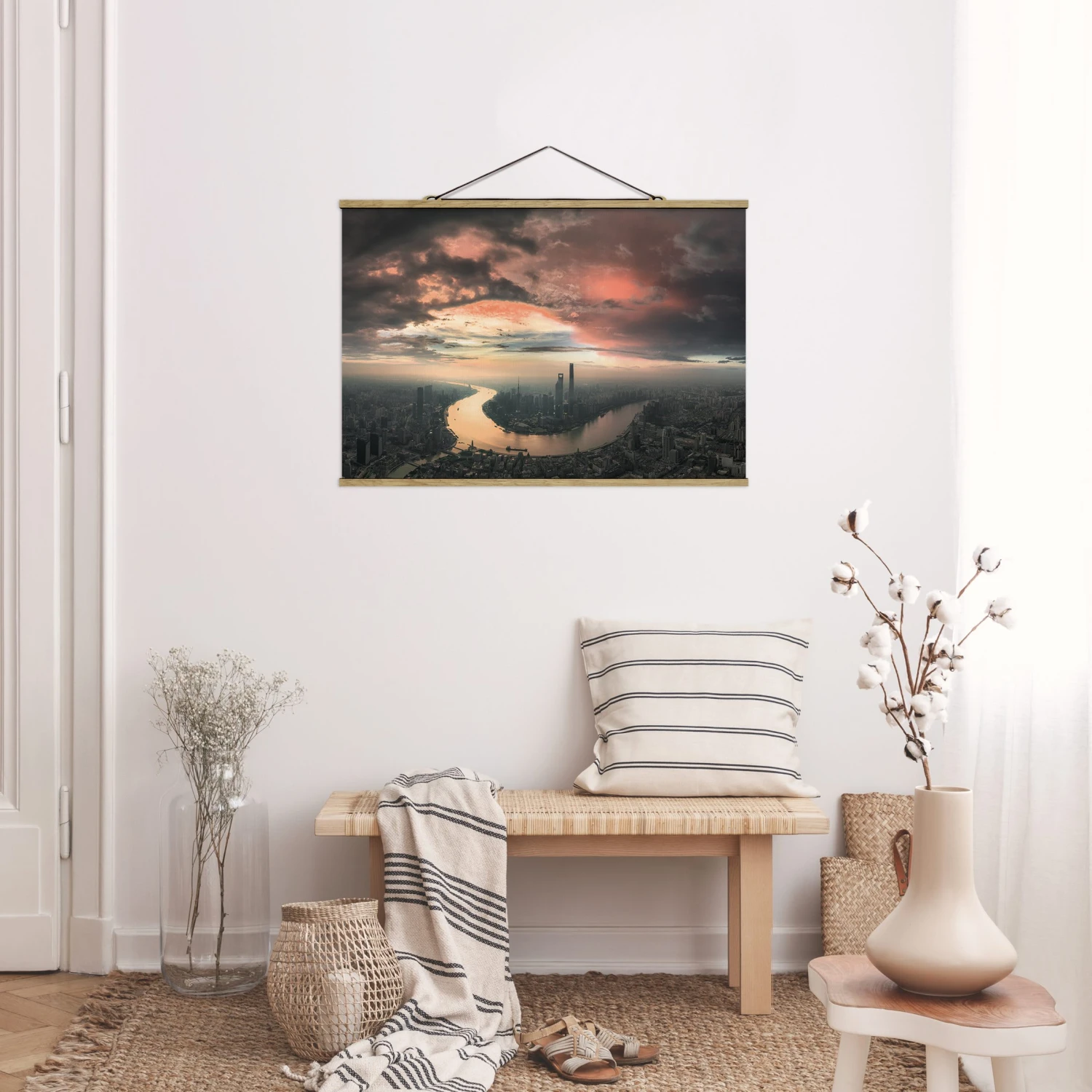 Stoffbild Mit Posterleisten - Shanghai Am Morgen In Orange – Bild 4